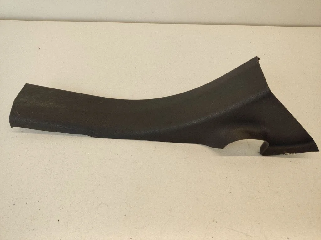 Rear sill trim cover 769B6JD000
