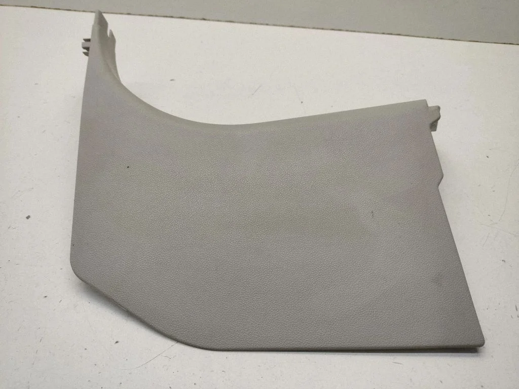 Foot area side trim – Mercedes-Benz R-Class W251 (2005-2013)