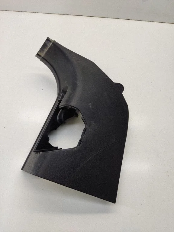 Foot area side trim – Land Rover Range Rover L322 (2002-2012)