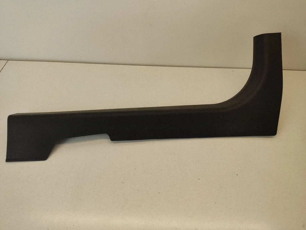 Front sill trim cover – Nissan Qashqai+2 (2008-2010)