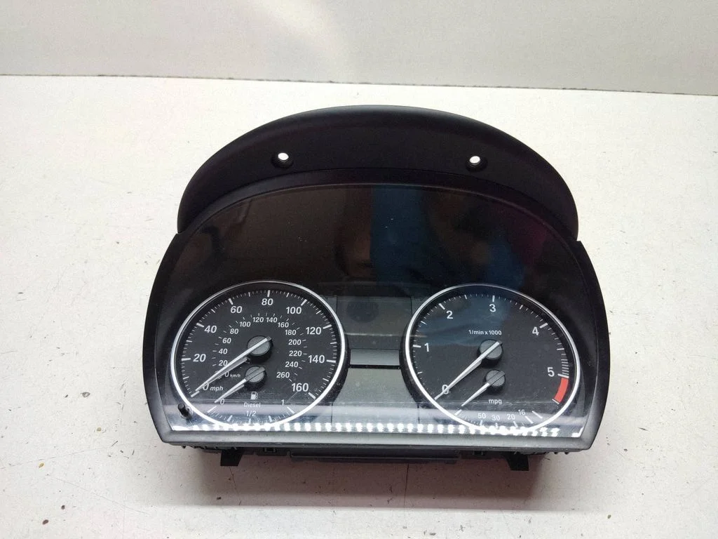 Spidomeeter (näidikuplokk) – BMW X1 E84 (2009-2015)