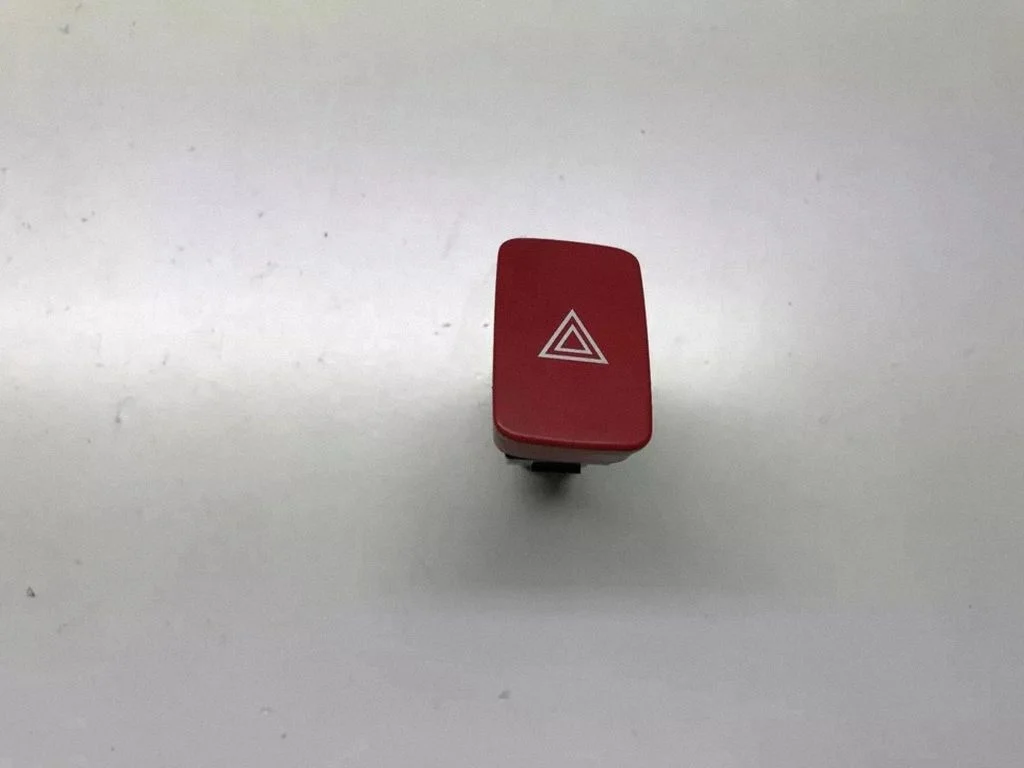 Hazard light switch 937902E900