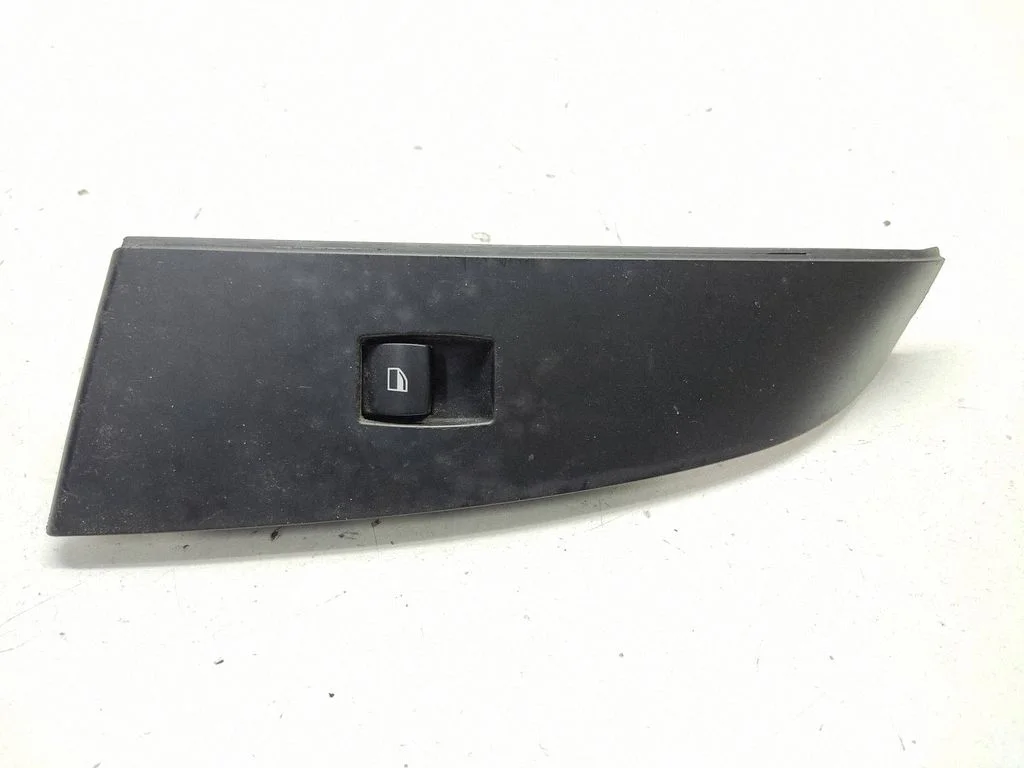 Electric window control switch 6951956
