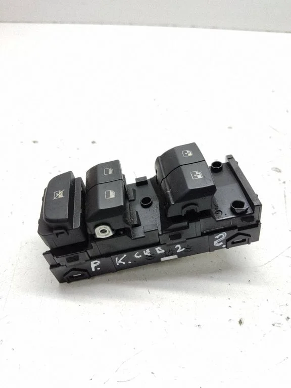 Elektrisko logu slēdzis 93570J7120
