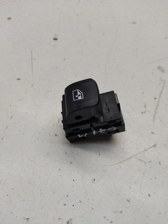 Elektrisko logu slēdzis 7950756