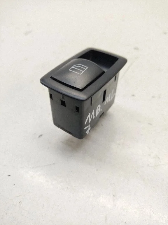Elektrisko logu slēdzis A2518200510