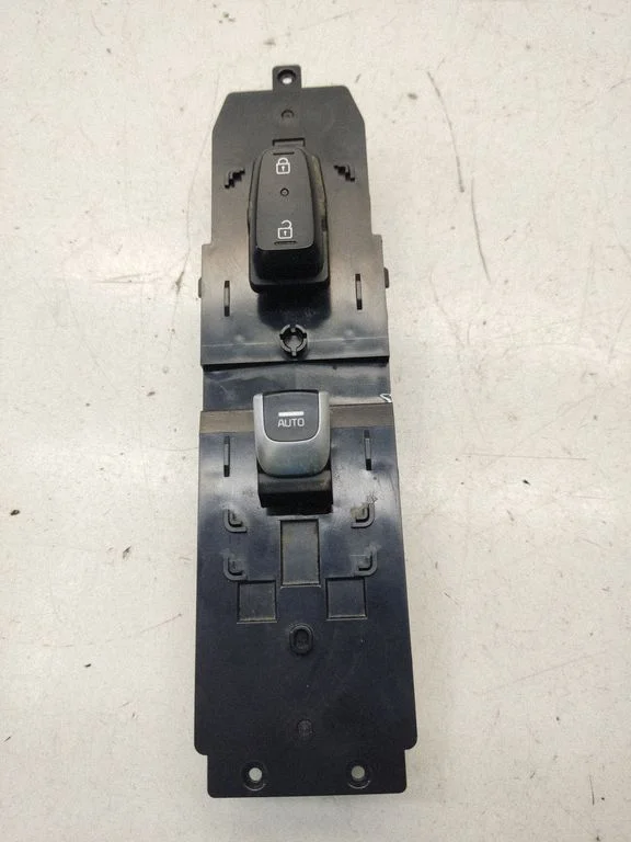 Electric window control switch – KIA Optima (2015-2020)