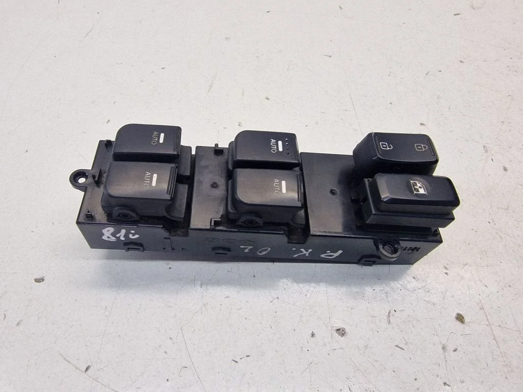 Electric window control switch – KIA Optima (2010-2015)