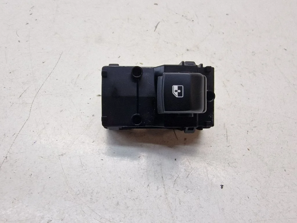 Przełącznik szyb elektrycznych – KIA Ceed (2018-)
