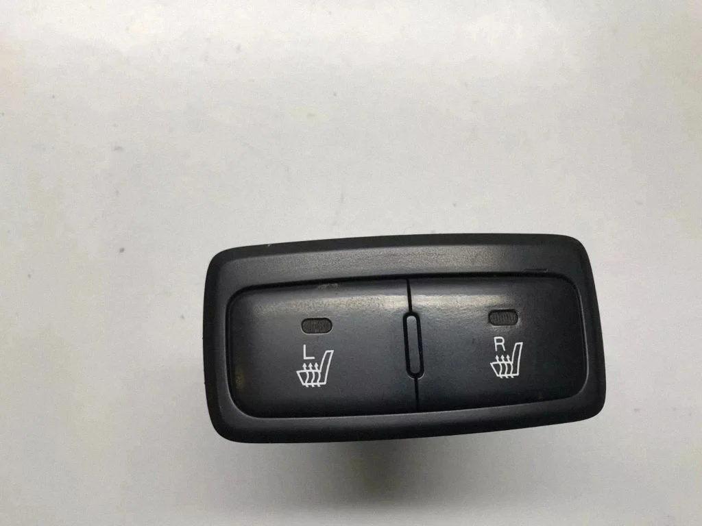 Seat heating switch – KIA Sportage (2005-2010)