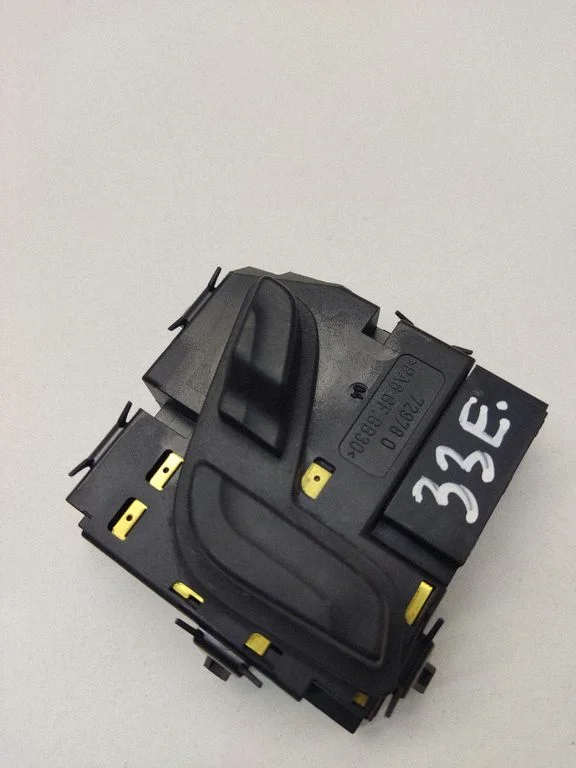 Seat control switch – Mercedes-Benz E-Class W212 (2009-2016)