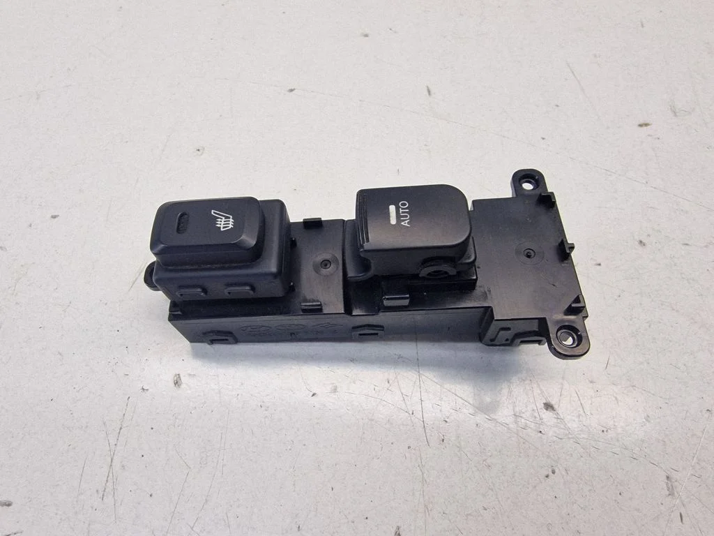 Seat heating switch – KIA Optima (2010-2015)