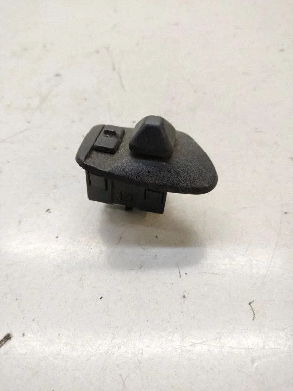 Wing mirror switch 1387281