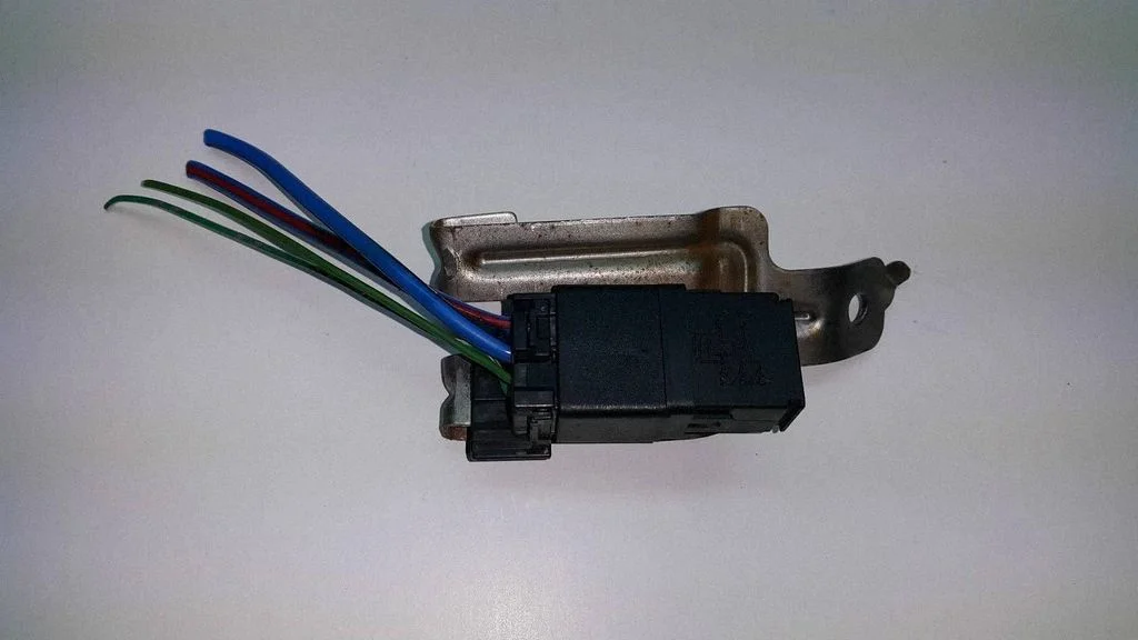 Other relay 252309F905