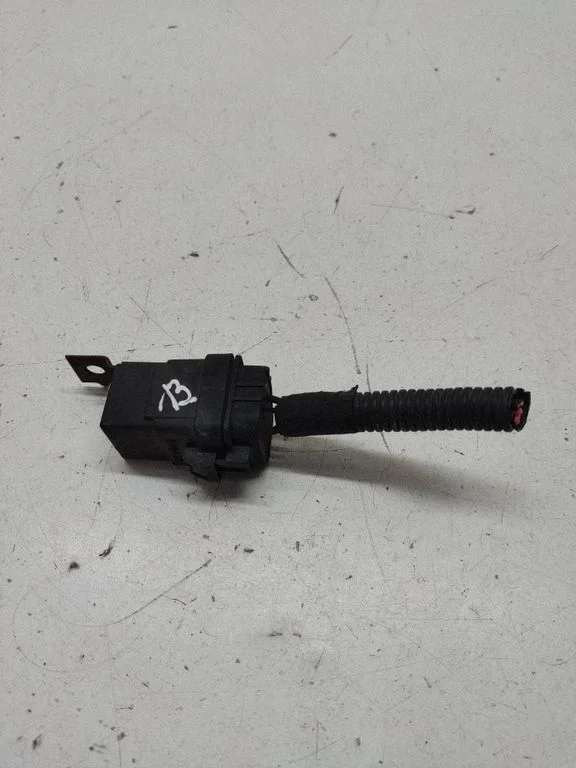 Other relay 56007078