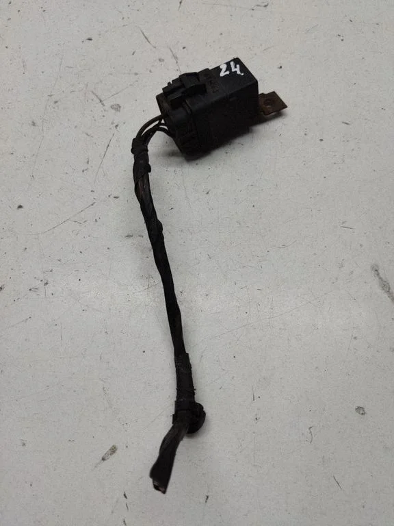 Other relay 56007078