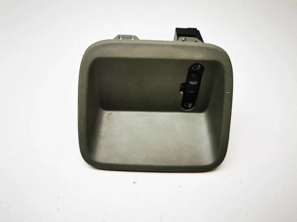 Headlight level height control switch – Renault Trafic II (X83) (2001-2014)