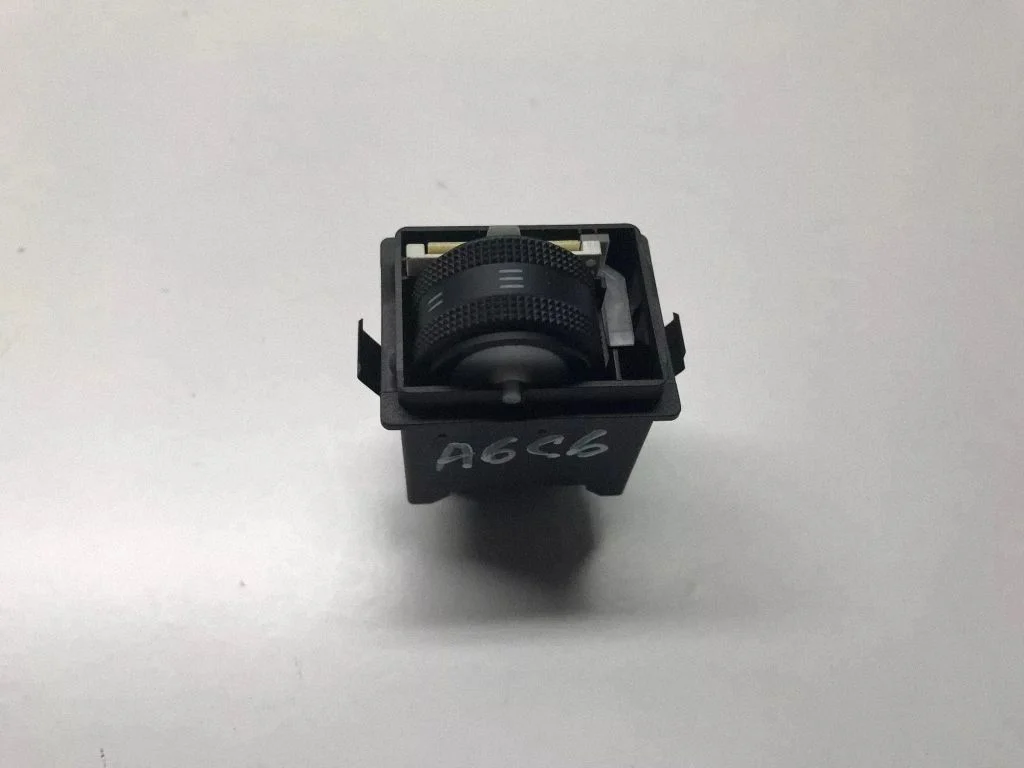 Headlight level height control switch – Audi A6 Allroad C6 (2006-2011)