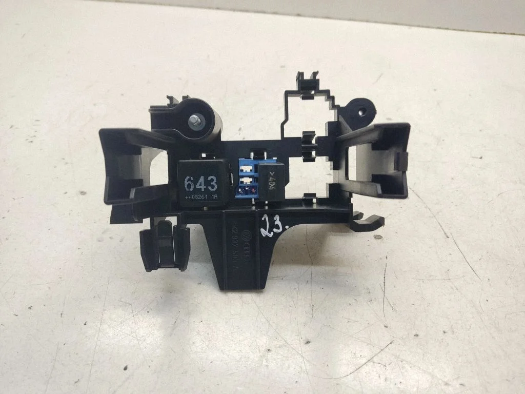 Other relay 8K2937503