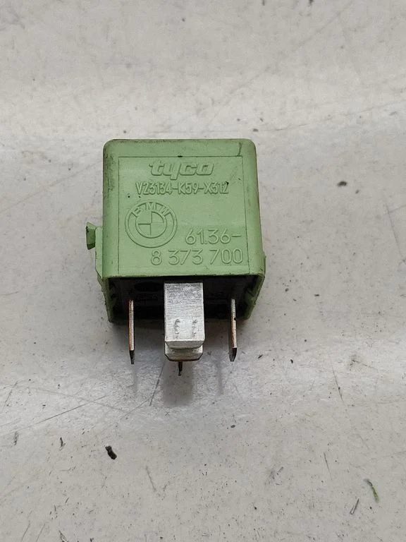 Other relay 8373700
