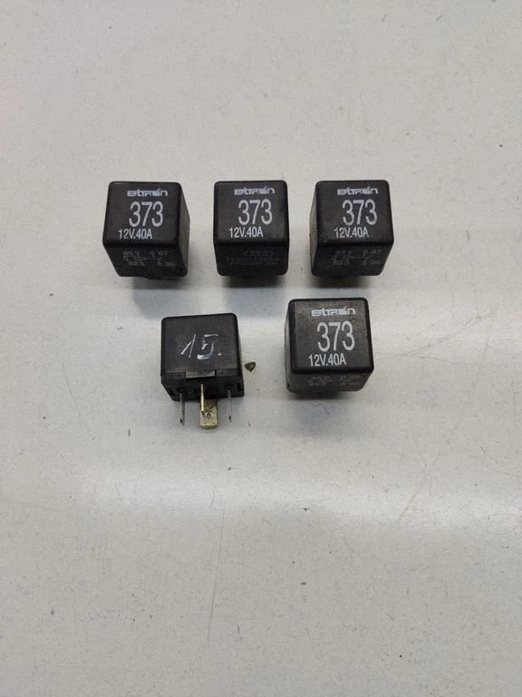 Other relay 8D0951253A