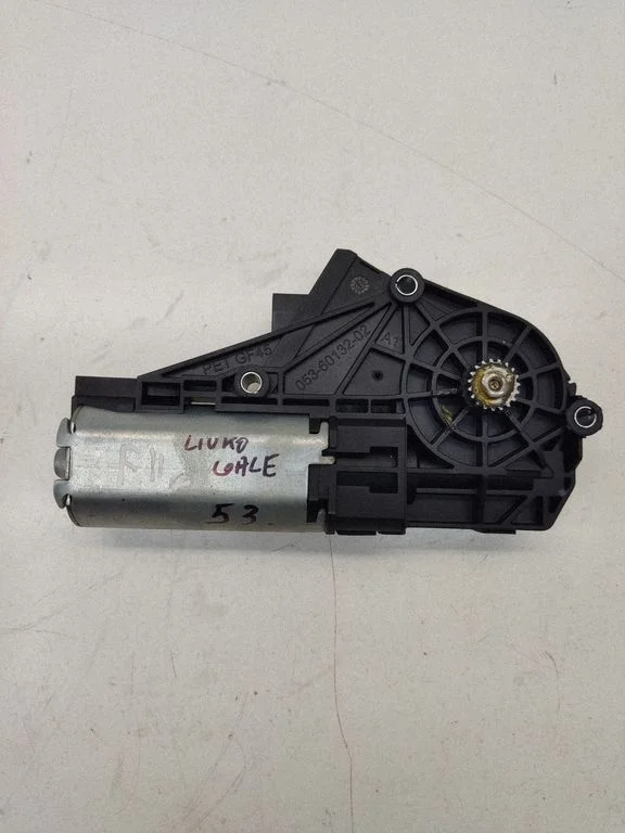 Katuseluugi mootor/ajam – BMW 5-seeria F10 F11 (2009-2016)