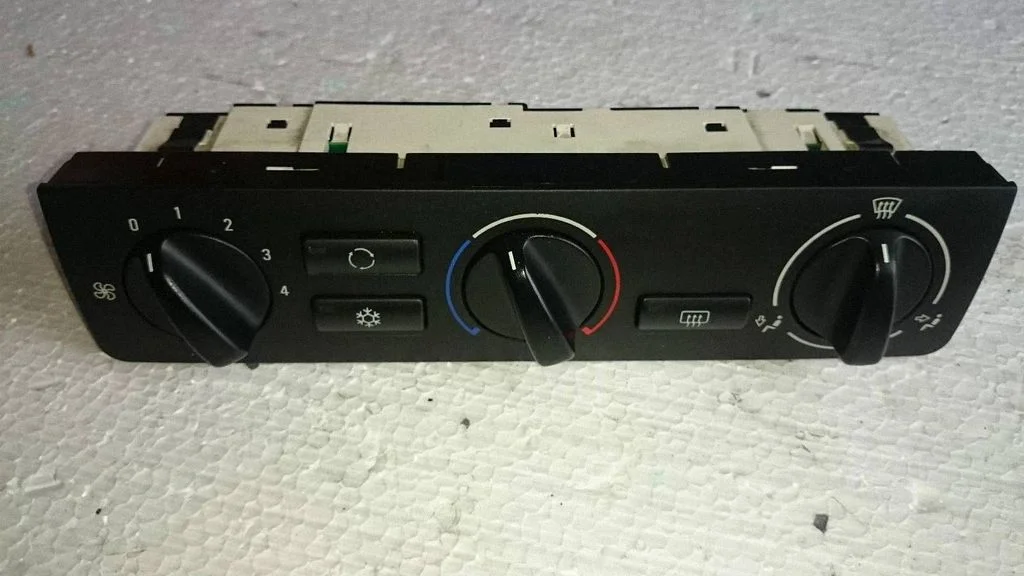Climate control unit 6921845