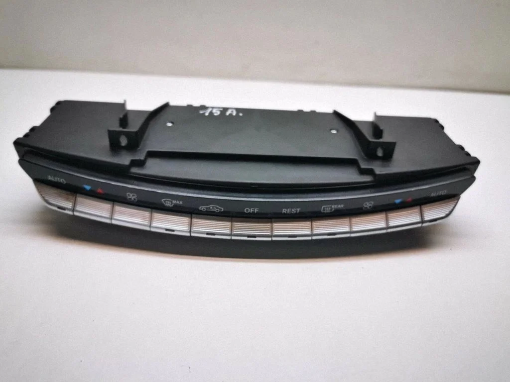 Kliimaseadme/kütte juhtplokk (salongis) – Mercedes-Benz S-klass W221 (2005-2013)