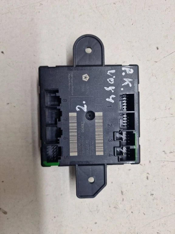 Door control unit/module 04602807AH