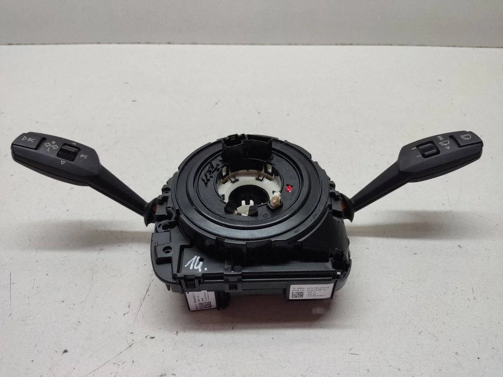 Wiper turn signal indicator stalk/switch 9164416