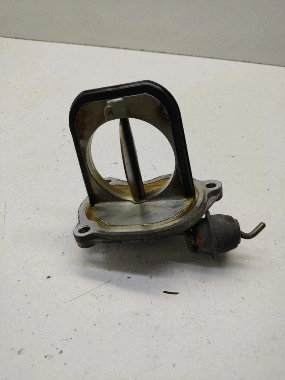 Throttle valve 055801