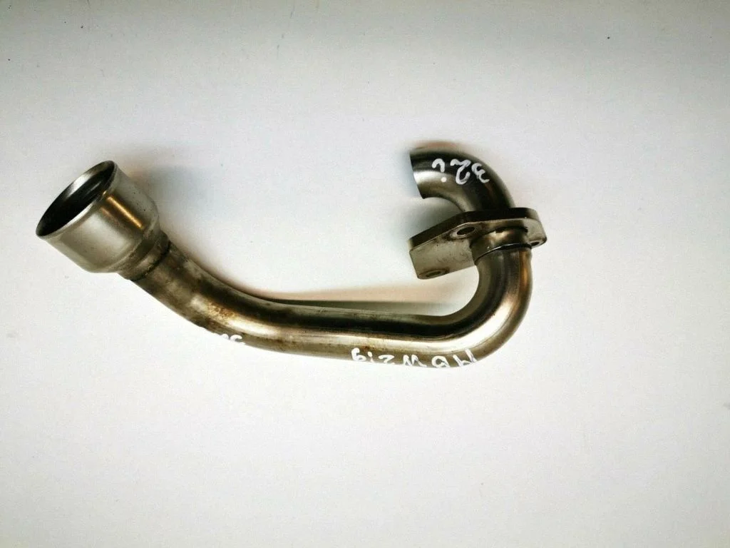 EGR valve line/pipe/hose – front
