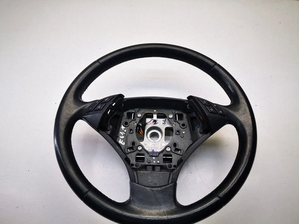 Steering wheel 11008818