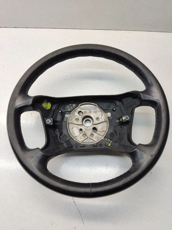Steering wheel 6753738