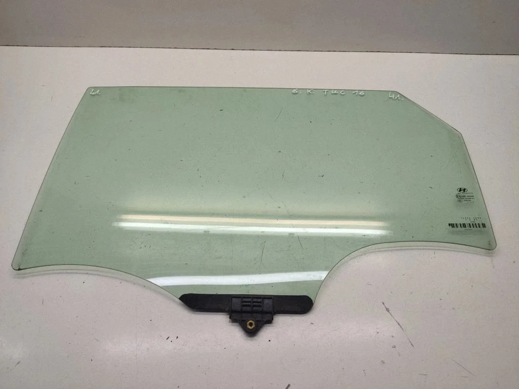 Rear door window glass 43R00048