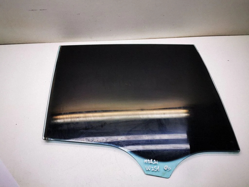 Rear door window glass – Mercedes-Benz R-Class W251 (2005-2013)