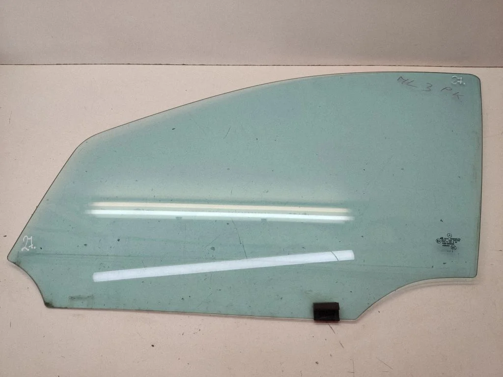 Front door window glass four-door – Mercedes-Benz ML-Class W164 (2005-2011)