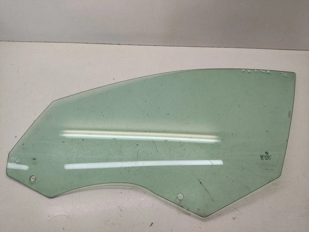 Front door window glass four-door 43R00050