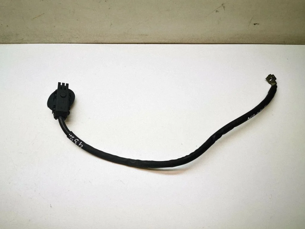 Negative earth cable (battery) – Mercedes-Benz C-Class AMG W204 (2007-2014)