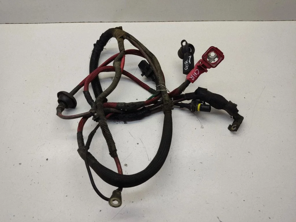 Positive cable (battery) 7134339730
