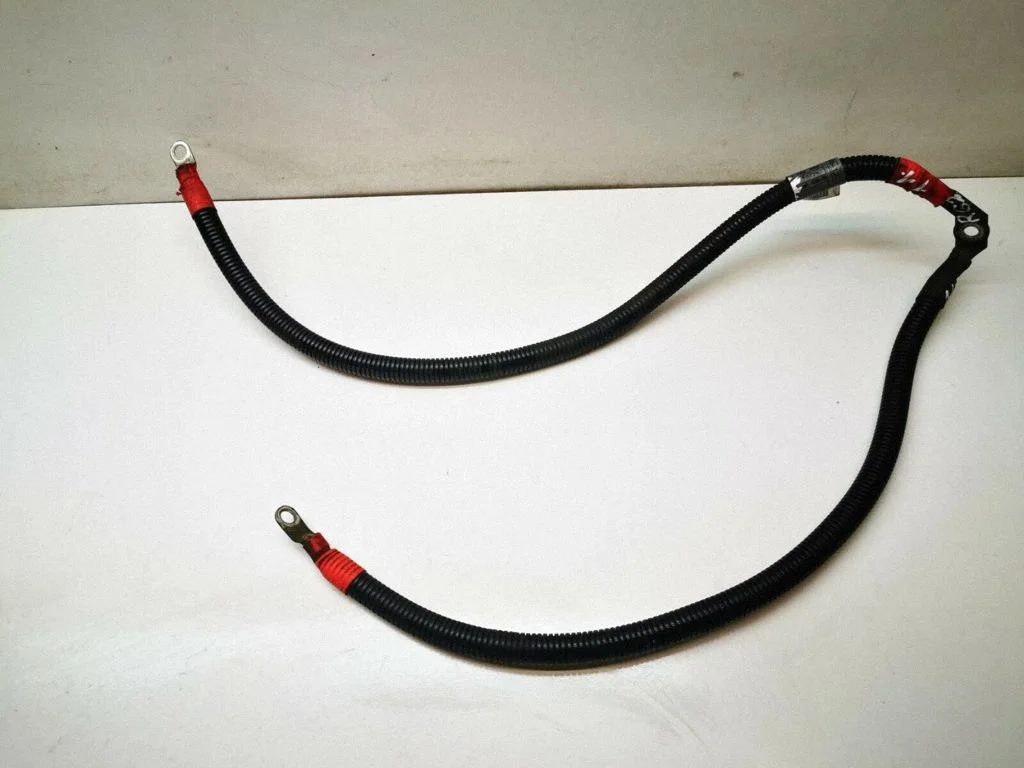 Positive cable (battery) – Land Rover Range Rover L322 (2002-2012)
