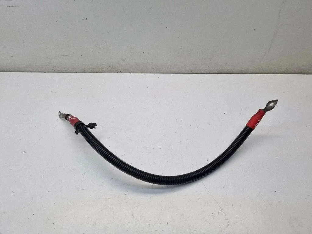 Positive cable (battery) – BMW 5 Series E60 E61 (2004-2010)
