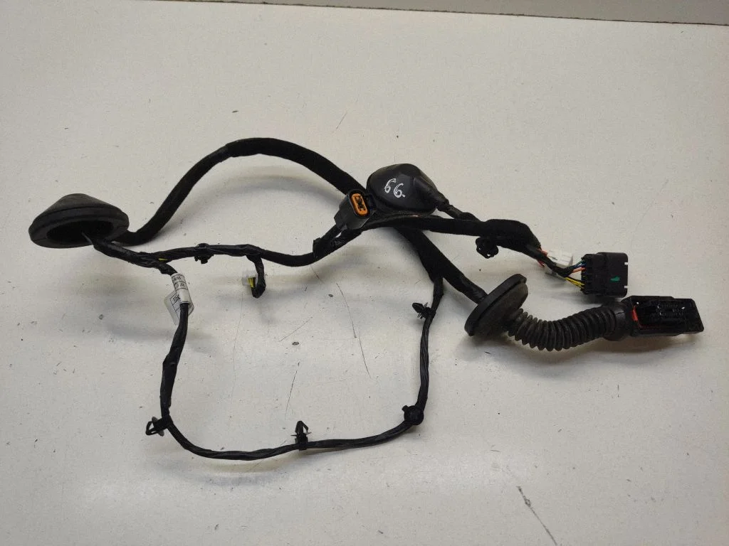 Rear door wiring loom – Hyundai Tucson TL (2015-)