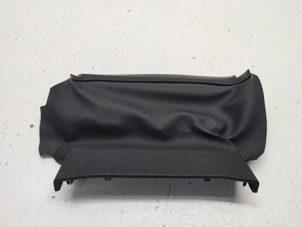 Roolisamba kate – BMW 1-seeria E82 E88 (2007-2014)