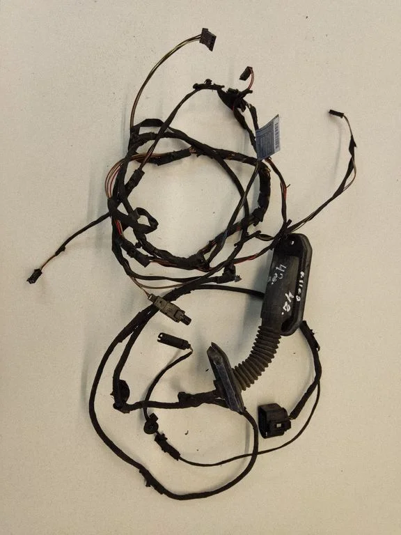 Rear door wiring loom – BMW 5 Series F10 F11 (2009-2016)