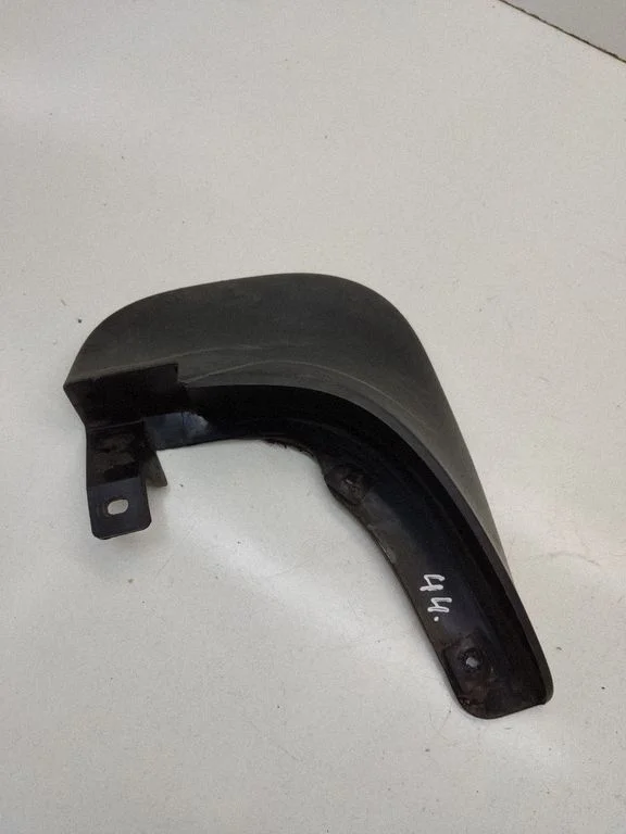 Front mudguard 868312E010