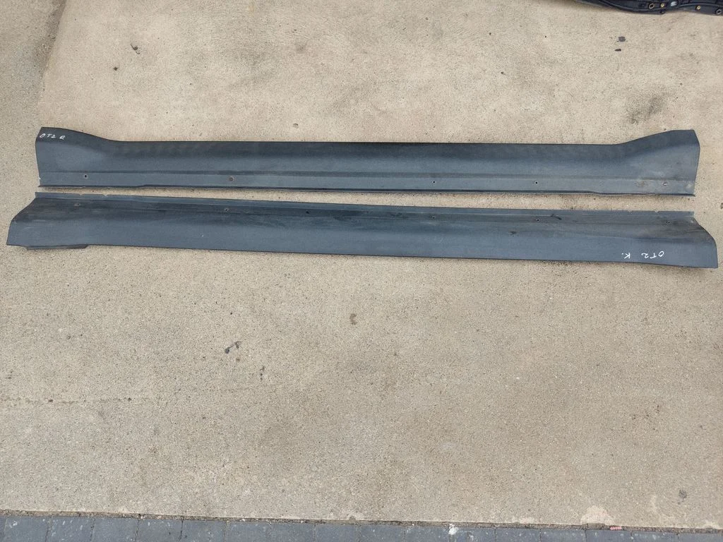 Sill 6512A02502