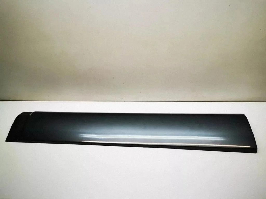 Listwa drzwi przednich – Hyundai Santa Fe (2000-2006)