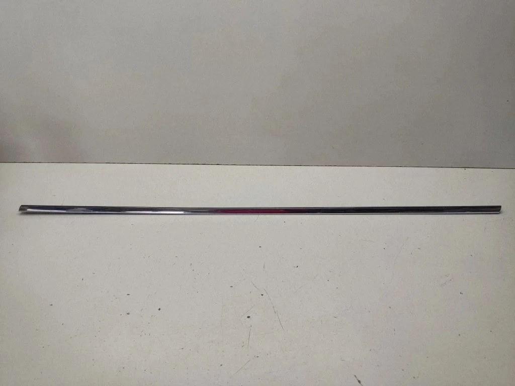 Front door trim (molding) – Mercedes-Benz S-Class W222 (2013-)