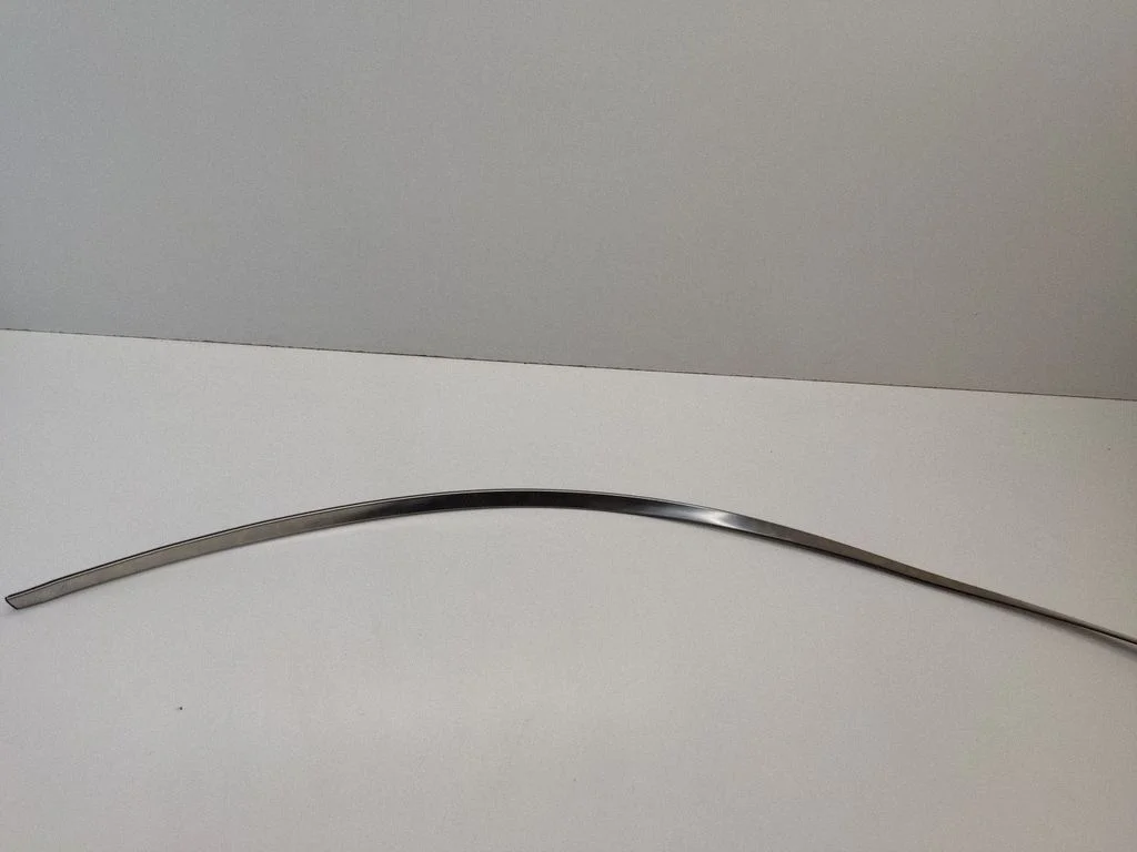 Front door trim (molding) – front right